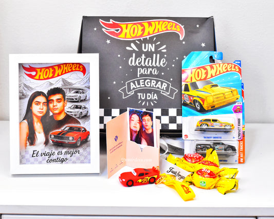 BOX MOTOR Y DUZURA HOT WHEELS